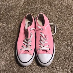light pink low top converse